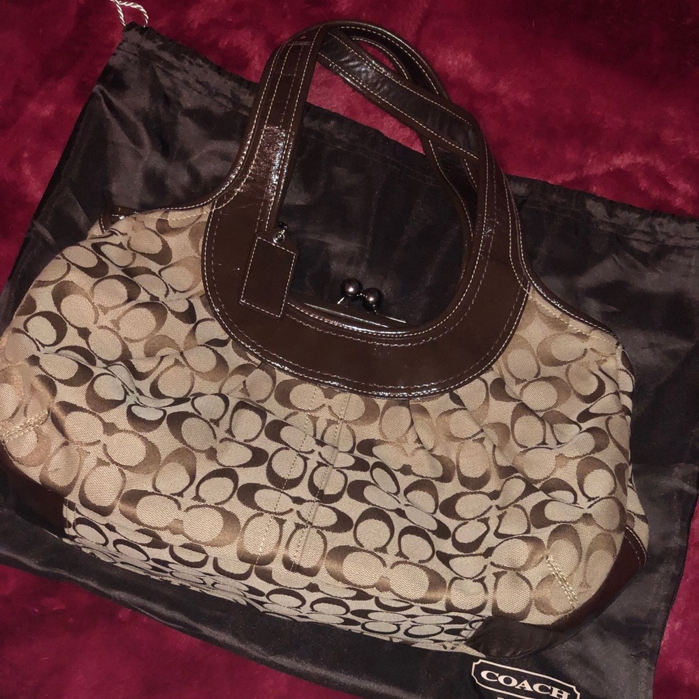 Coach new condition Large Hobo